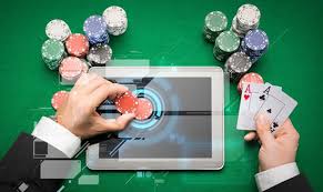 Онлайн казино Casino Aurora